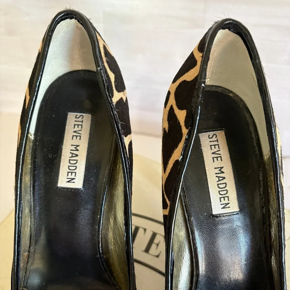 Steve Madden Womens Lezlie Peep Toe Pumps Giraffe Print Calf Hair Buckle Size 9M